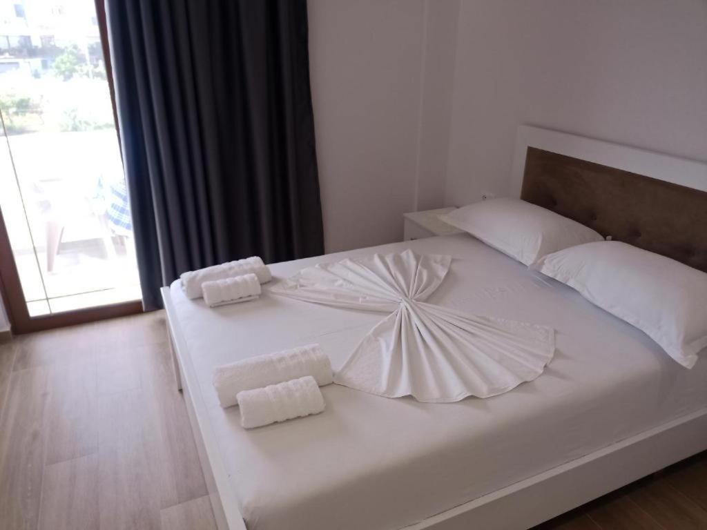 Hotel Opolonia คซามิล ภายนอก รูปภาพ